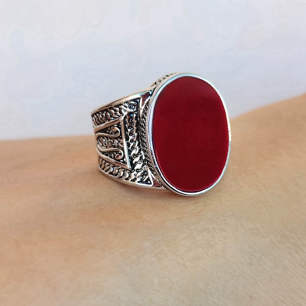 Vintage Style Faux Ruby Ring Wedding Band Alloy Resin Inlay